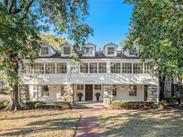 610 E 47th St, Kansas City, MO 64110