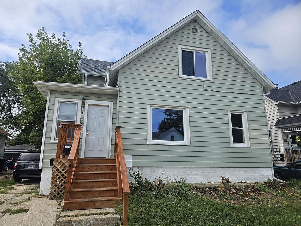 1st image of 1826 St Clair STREET