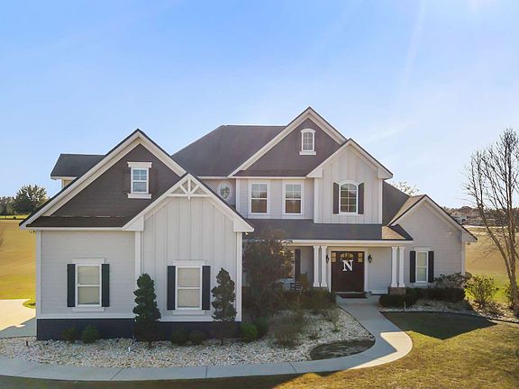 2nd image of 270 SW Stoneridge Dr
