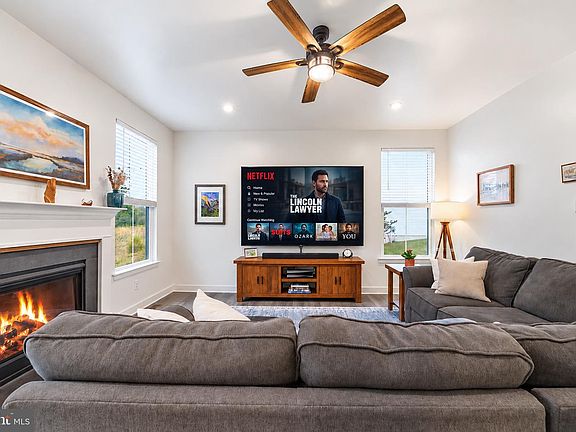 2nd image of 7956 Milltown Cir