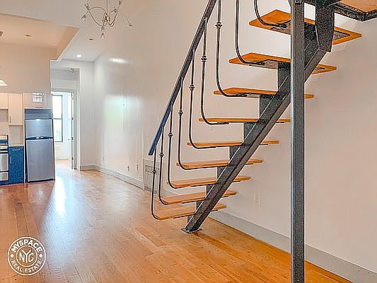 1st image of 231 Jefferson St #3LF