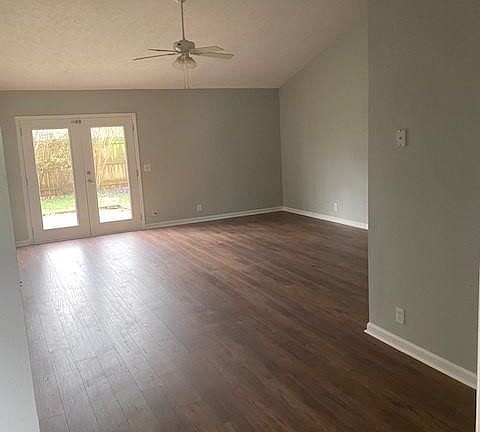 5th image of 251 Indian Park Dr