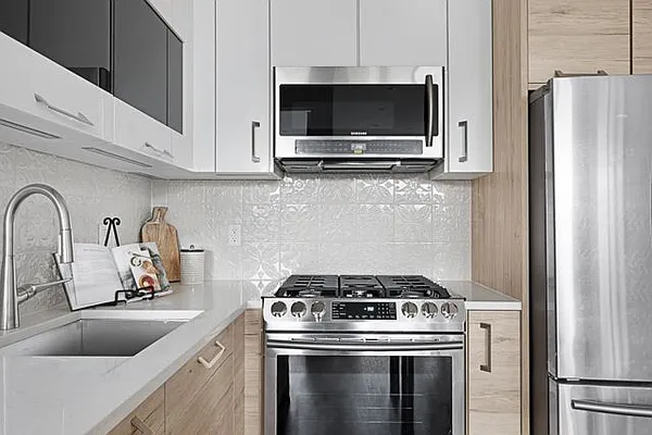 Sold by Compass | media 15