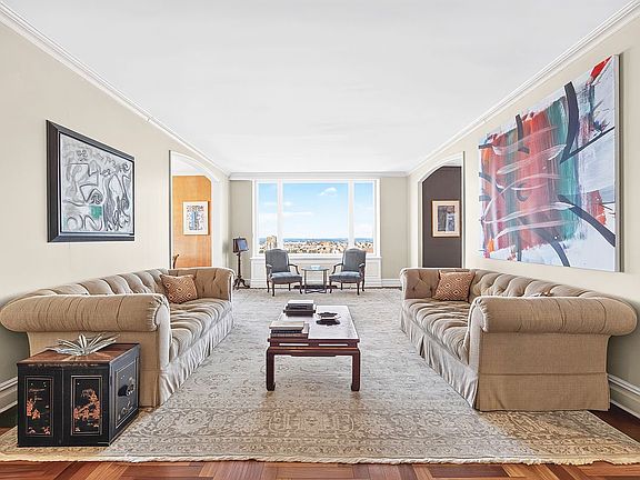 2nd image of 220 Riverside Blvd APT 39C