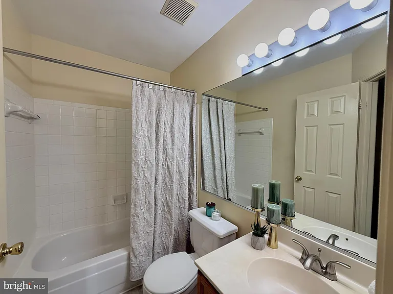 5304 Buxton Ct — Photo 22