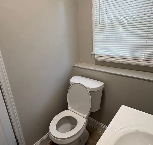 4211 Campbellton Rd SW — Photo 5