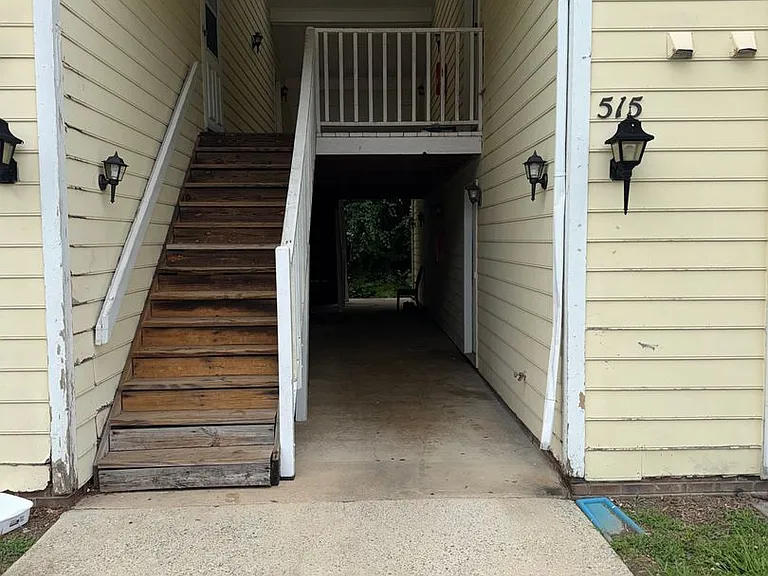 515 Mystic Dr — Photo 1