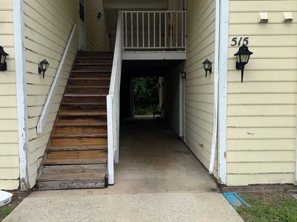 515 Mystic Dr, Greensboro, NC 27406