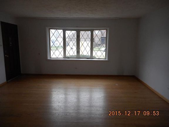5th image of 8817 S Melvina Ave