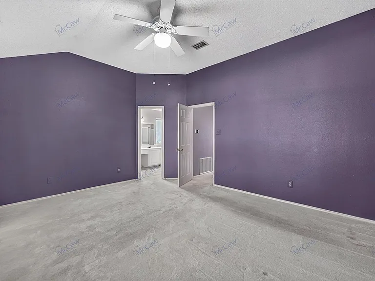 7845 Ember Oaks Dr — Photo 9