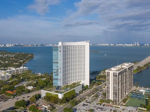 601 NE 36th St APT 806, Miami, FL 33137
