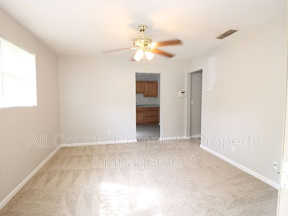 3rd image of 6825 Jack Horner Ln