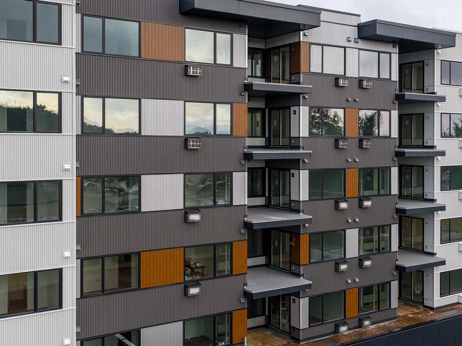 Gordon Place — Photo 1
