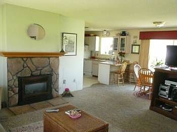 4th image of 4321 Larkspur Dr