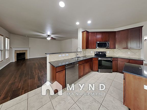 5th image of 26247 Meadowlark Bay