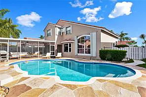 4 bed, 2.0 bath, 2071 sqft, $5,000 — Photo 3