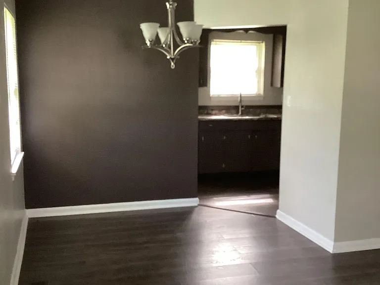 2408 SW Whitesburg Dr S #B — Photo 2