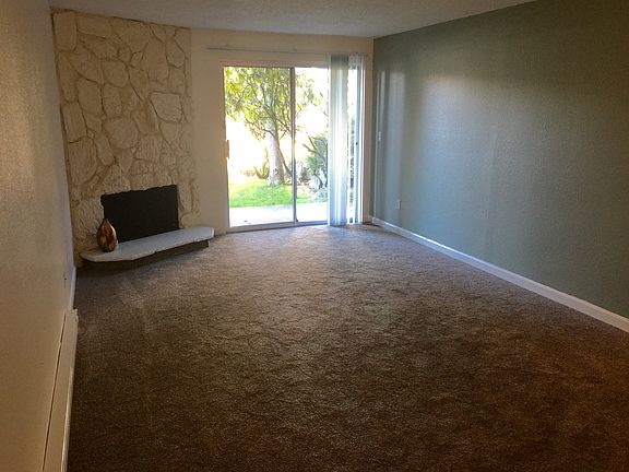 2nd image of 9803 S 248th Street # Top Floor