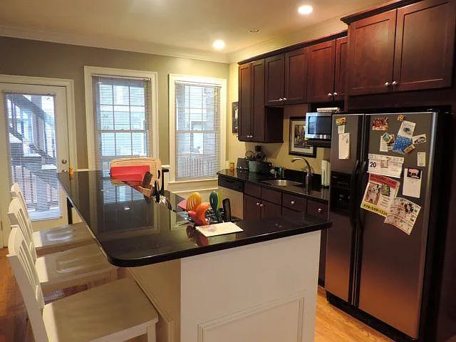 11 I St #1 — Photo 3