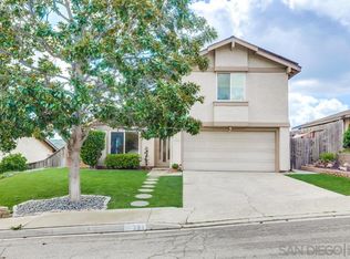 251 Skyridge Ln, Escondido, CA 92026