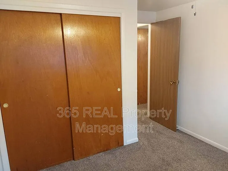 1624 9th Ave #11 — Photo 5