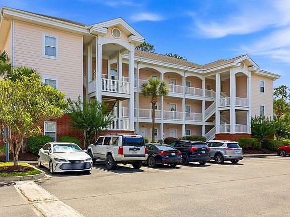 2nd image of 4141 Hibiscus Dr. #18-304