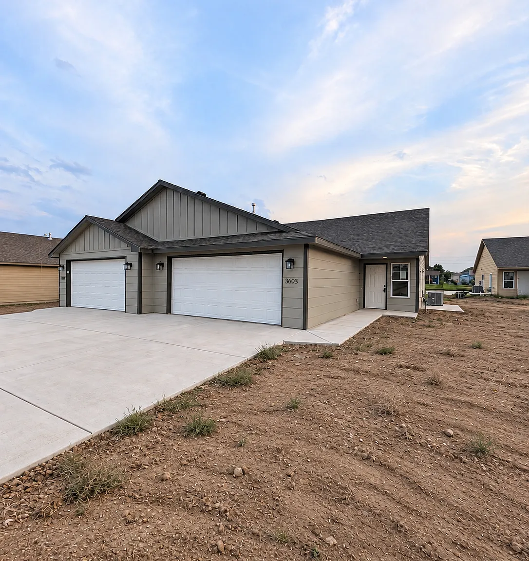 3603 W Angel St — Photo 1