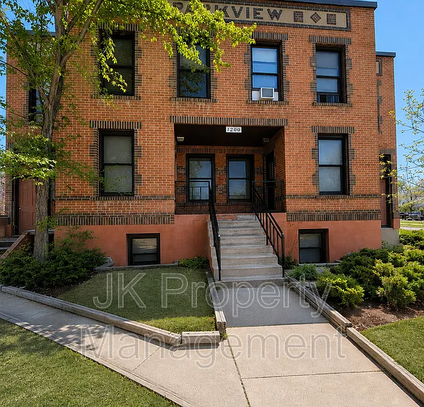 1200 1st Ave N #3 — Photo 1
