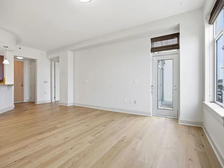 618 N Boylan Ave #800 — Photo 5