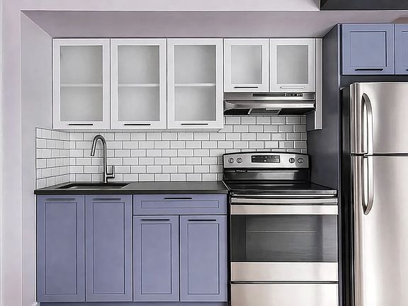 3rd image of 186 Lenox Rd APT 6L