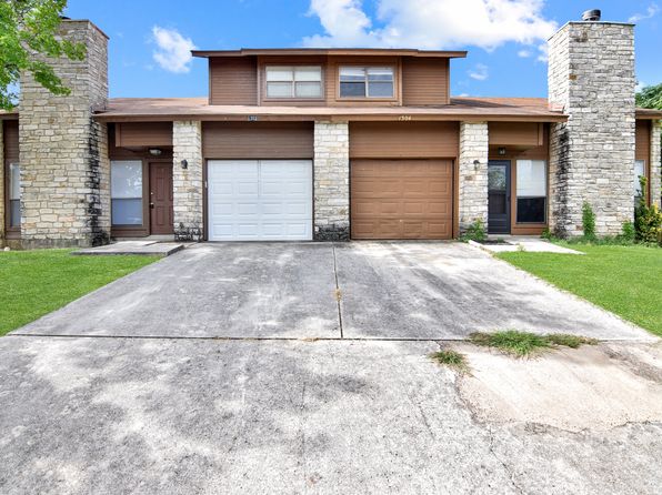 1302 Royal Crest Dr