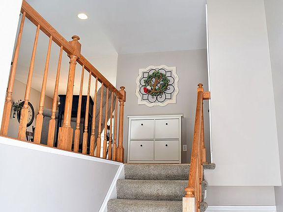 5th image of 3784 Quintet Dr