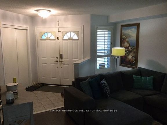 4th image of 3926 Beechnut Row