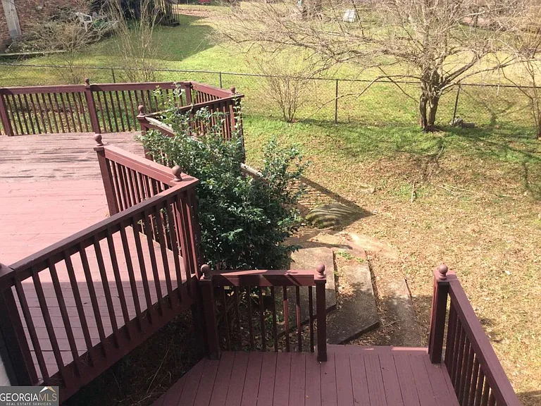 80 Homestead Pl — Photo 22