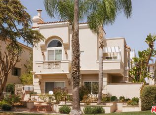 915 12th St APT 2, Santa Monica, CA 90403