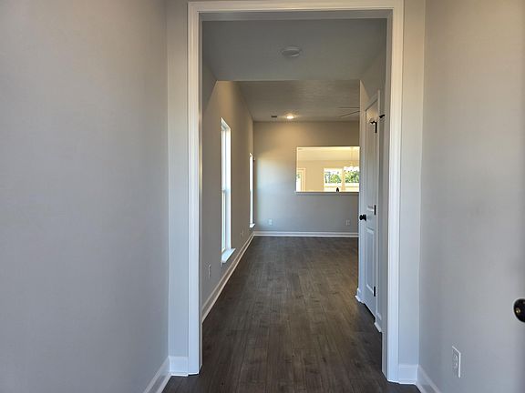 3rd image of 8439 Bannock Circle