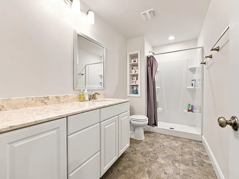401 Waverly Hills Dr — Photo 28