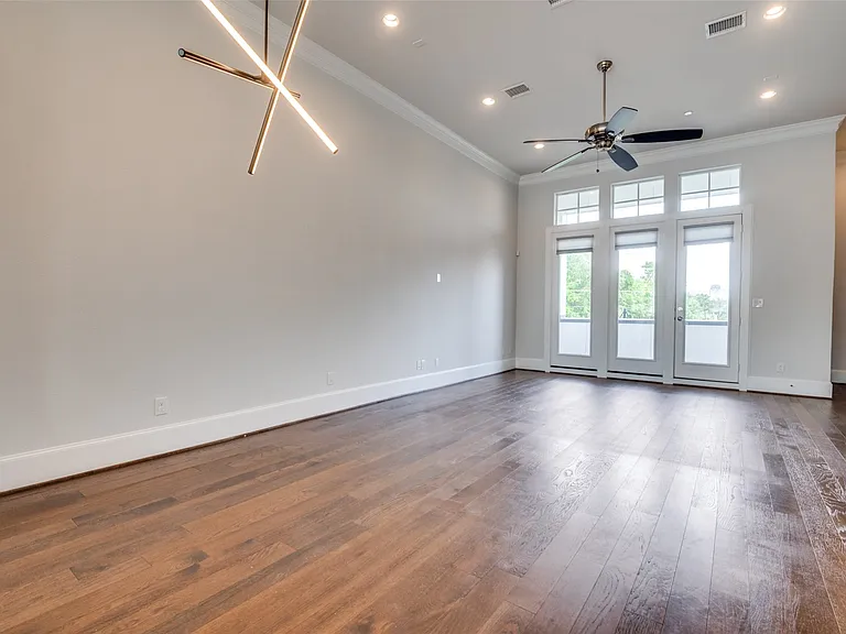 2262 Alterbrook Ln — Photo 4