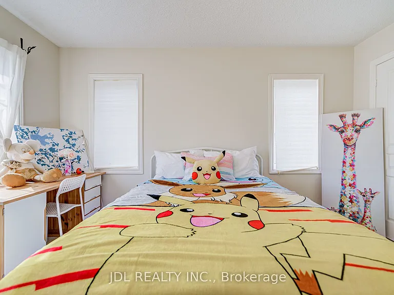 1139 Cenotaph Blvd — Photo 33