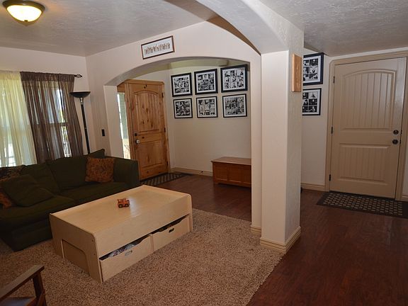 2nd image of 1112 Marciano Way