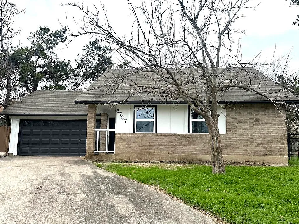 6707 Capriola Dr