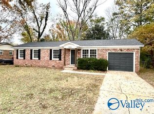 1033 Heard Dr SE, Huntsville, AL 35803