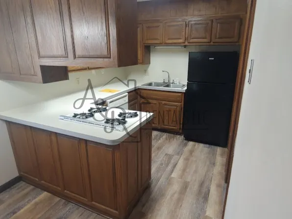 2104 S Broadway St #C-4, Pittsburg, KS 66762