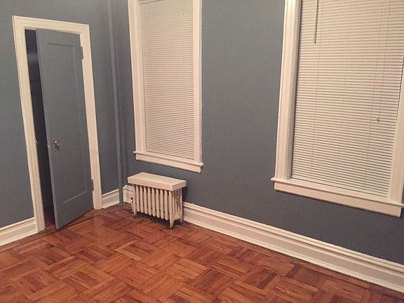 4th image of 4818 41st St #1