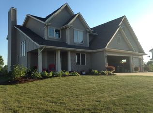 W1923 Fairfield Ln, Sheboygan, WI 53083