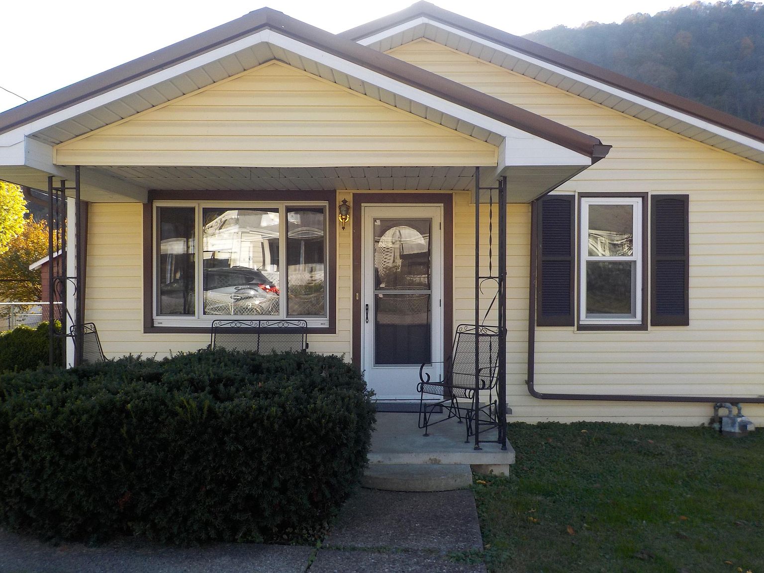 13509 Nancy Ave, Marmet, WV 25315 Zillow