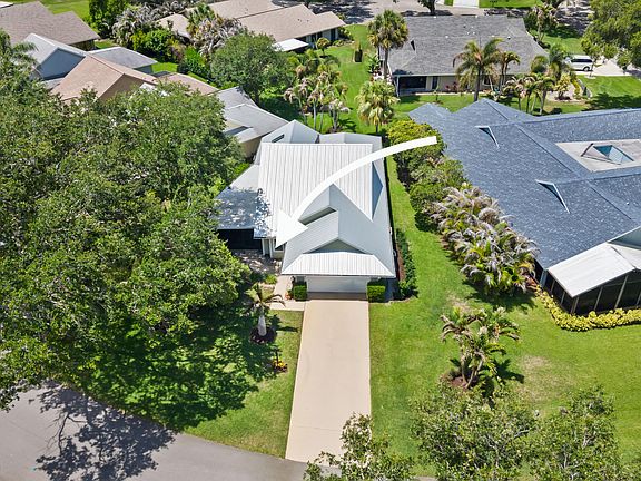 2nd image of 12942 SE Crooked Stick Lane