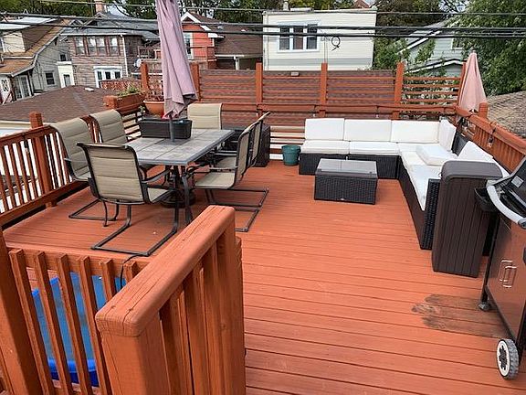 3rd image of 3318 W Wilson Ave #1