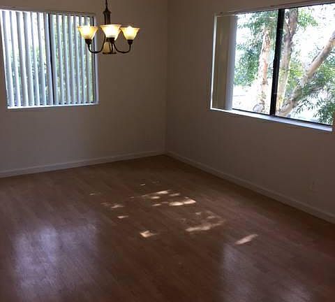 3rd image of 612 N 6th St APT A