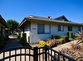 1425 E Chapman Ave, Fullerton, CA 92831